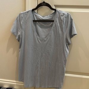 Lululemon t shirt